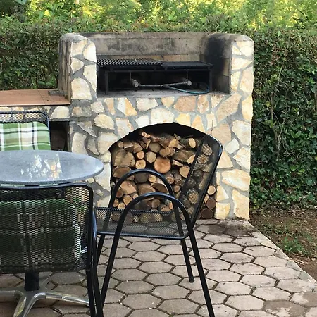 Graceful With Barbecue Area Пореч
